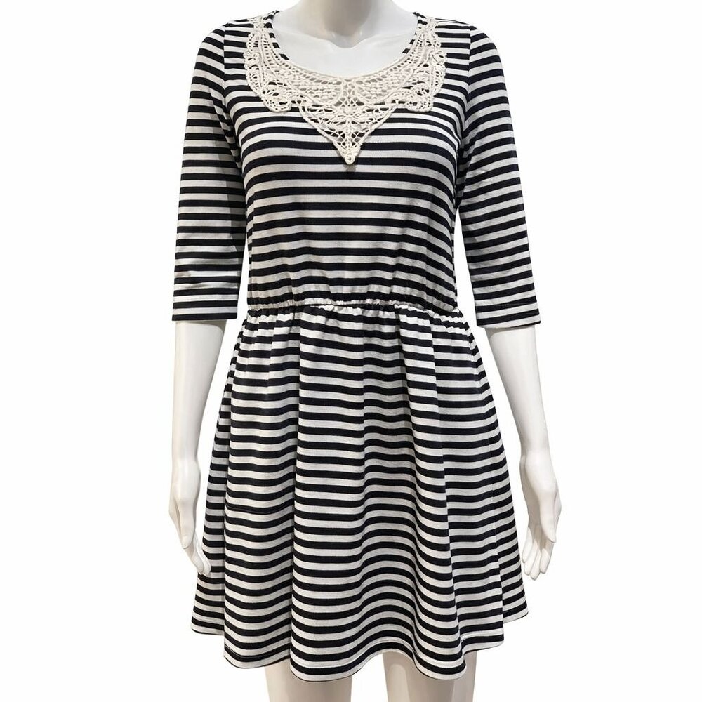 Papaya Medium Navy & White Striped Dress‎ with crochet Lace Neckline